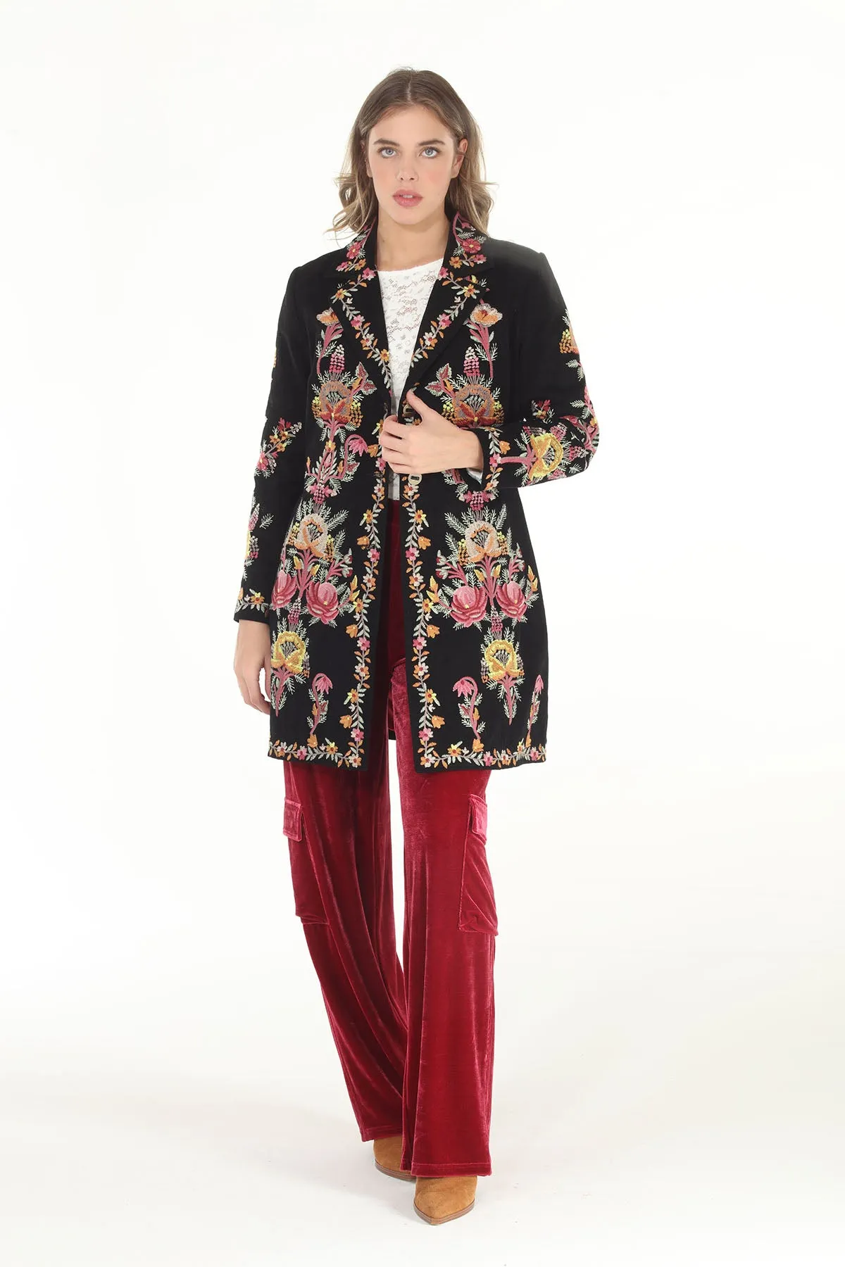 3553-MAJ Embroidered Coat