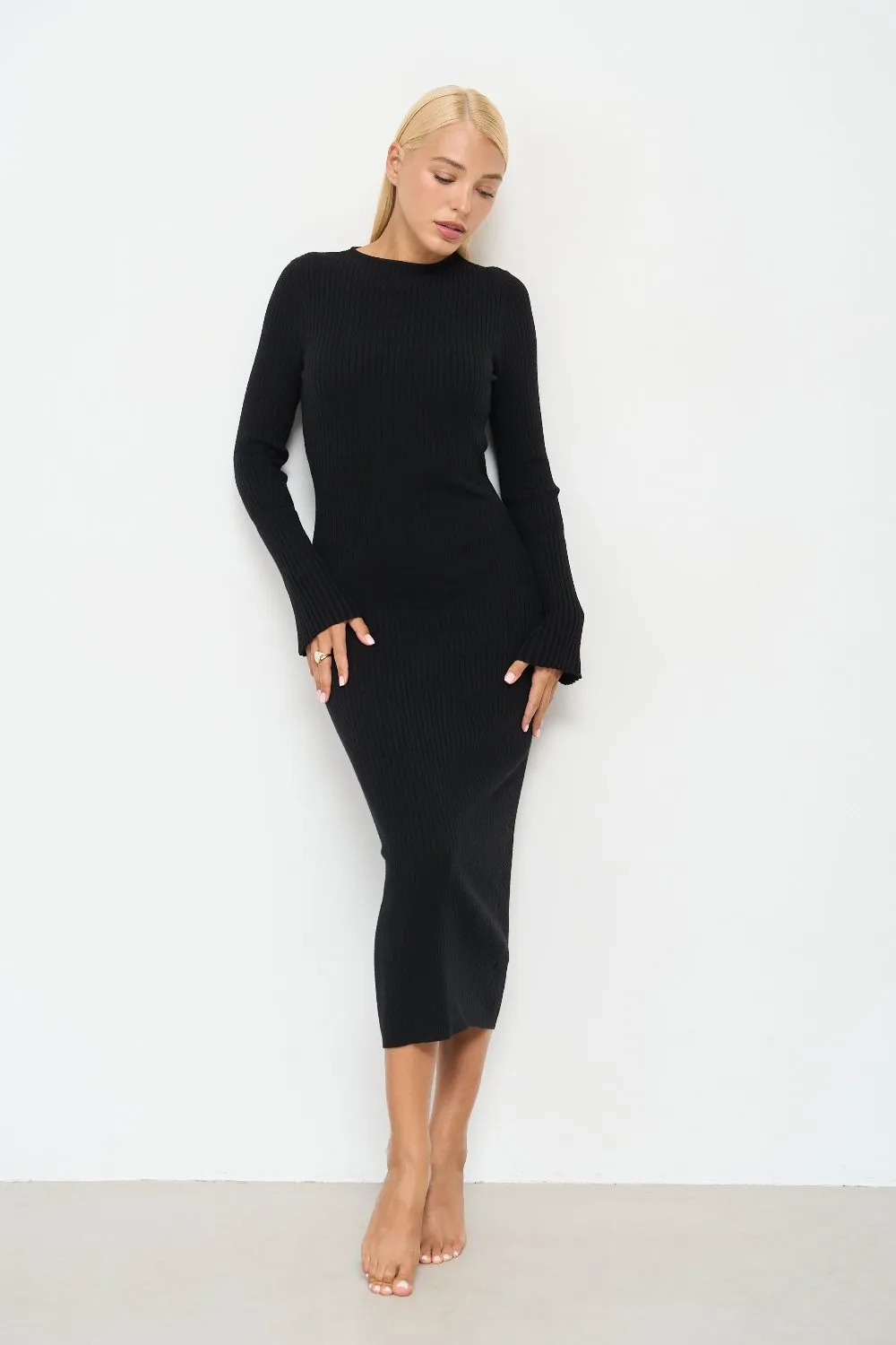 Black Long Sleeve Ribbed Knit Midi Dress