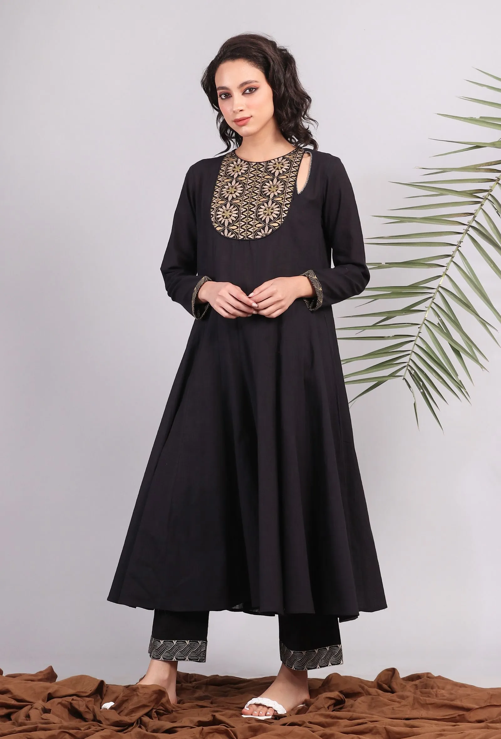 Set of 2: Black Flared Kalidar Kurta Dress with Kantha Straight Pants