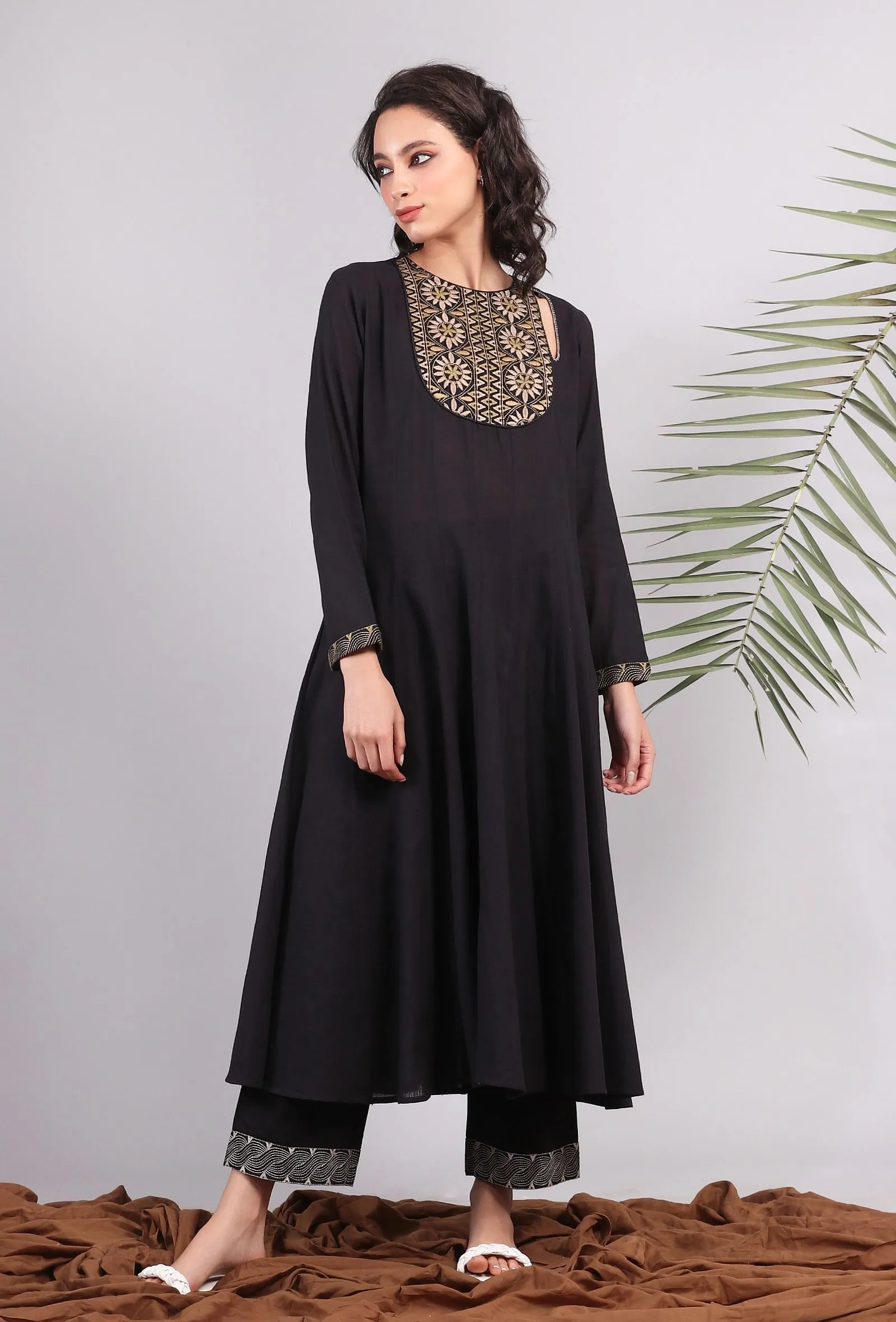 Set of 2: Black Flared Kalidar Kurta Dress with Kantha Straight Pants