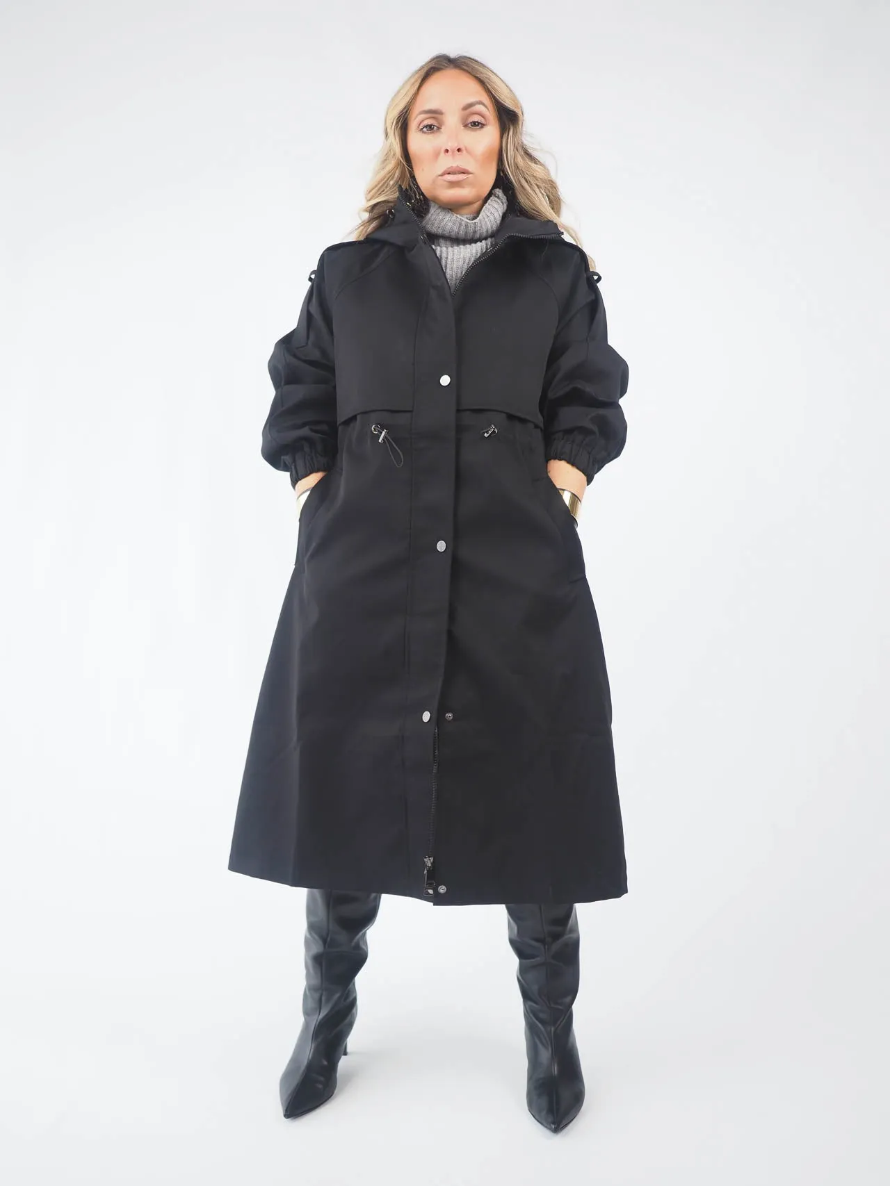 Trench Coat Oversized Com Capuz