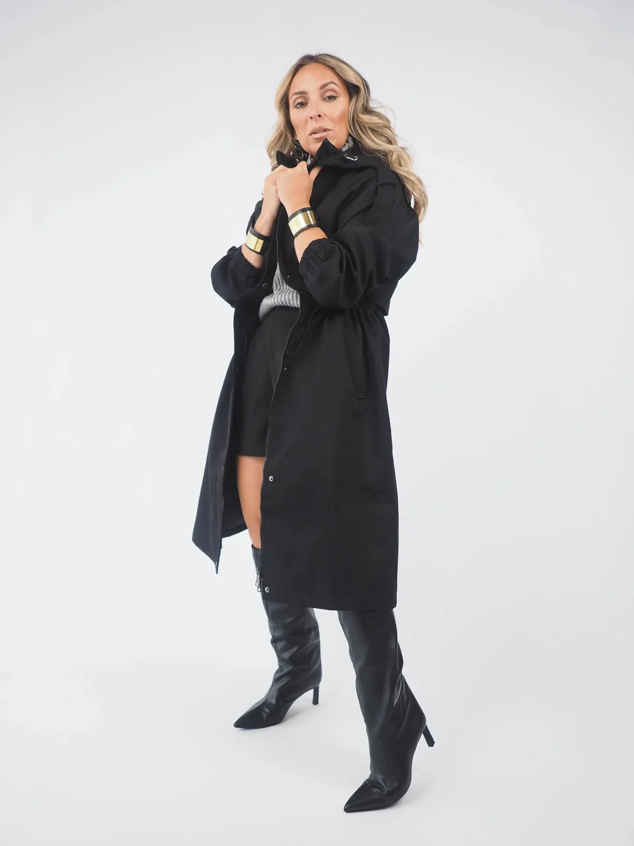 Trench Coat Oversized Com Capuz